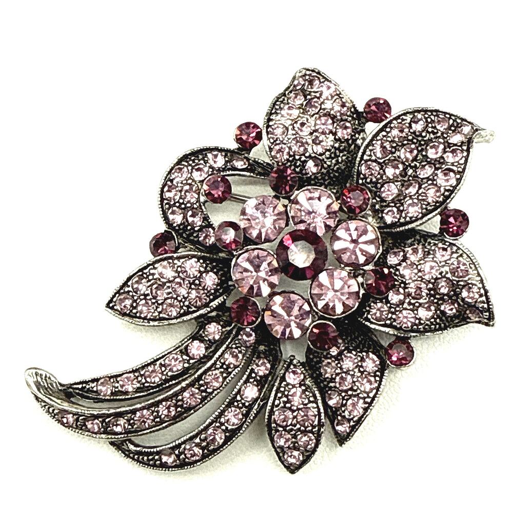 Vintage‎ Brooch Flower Bouquet Ribbons Lavender Purple Rhinestone Silver Tone